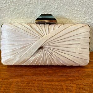 SSOLD Sondra Roberts Evening Clutch with Art Deco Clasp Chain Strap